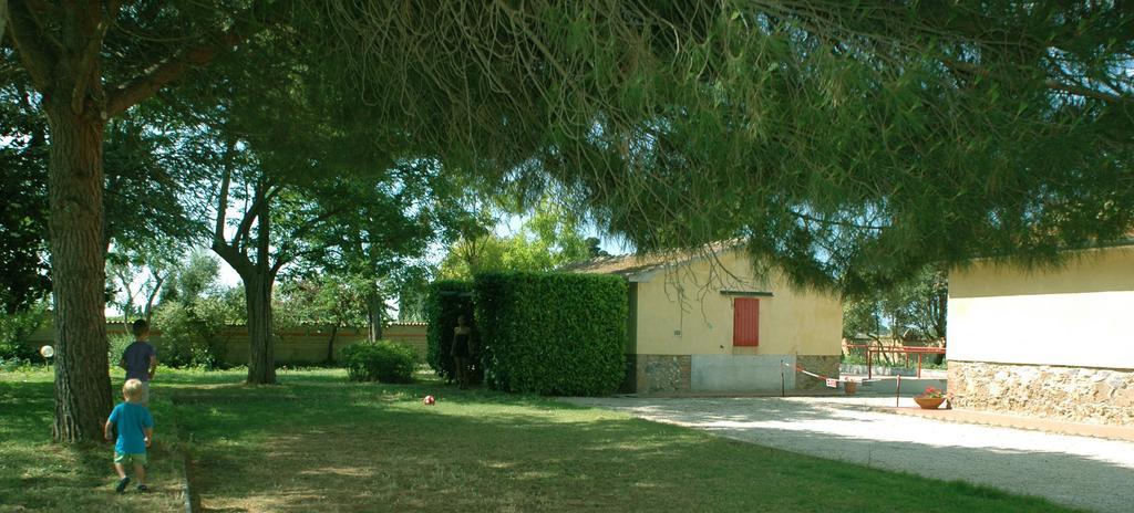 Casa Vacanze Guardamare San Vincenzo Kültér fotó